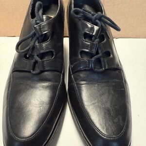 Vintage Valerie Stevens Kelsey lace up loafer. Size 9 Leather womens Shoes